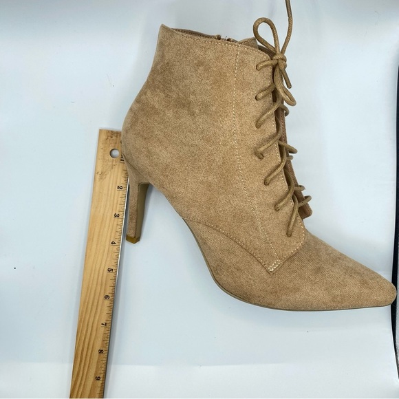 Elegant Tan Lace-Up Ankle Boots EU39 - NEW - Never Worn - Picture 3 of 14